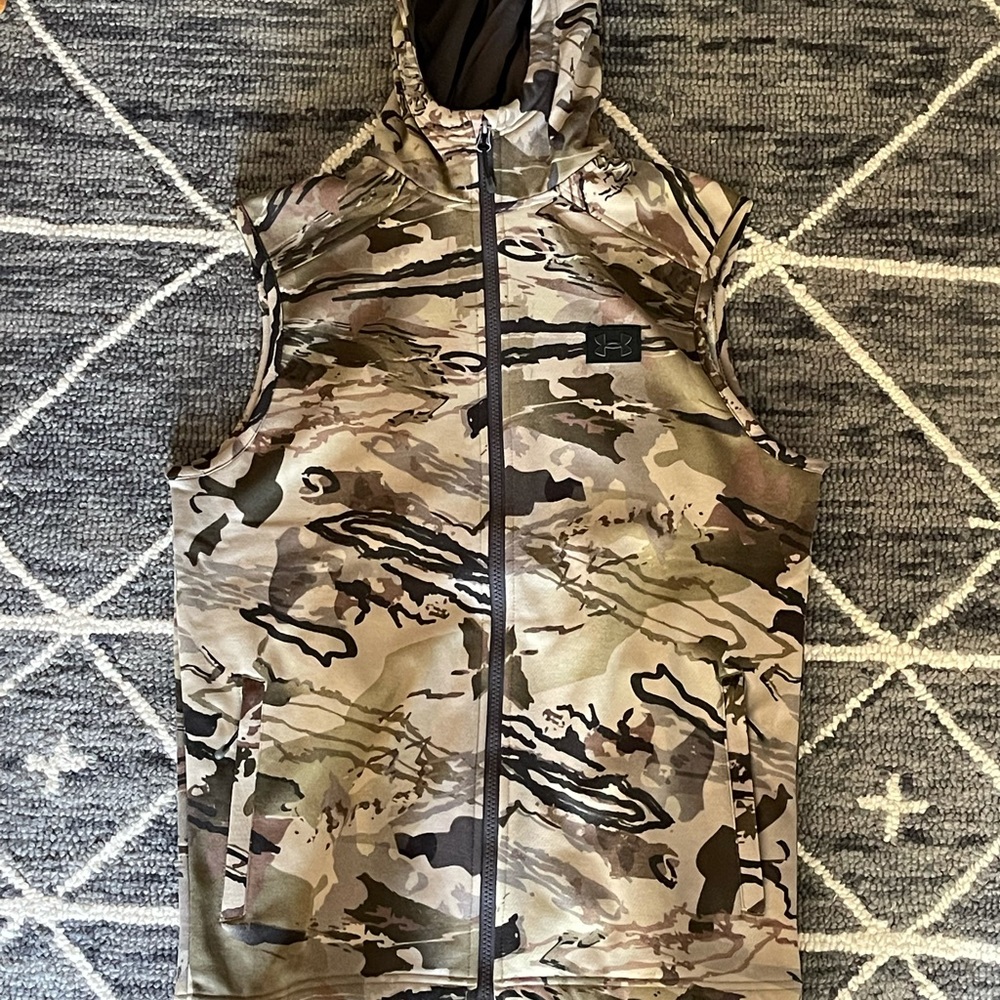Under Armour Men UA Full Zip Rut Fleece Vest Hoodie Forest Camo Hunting Size S